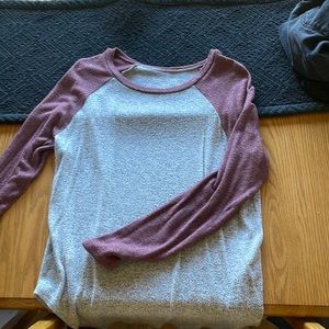 American Eagle Long sleeve